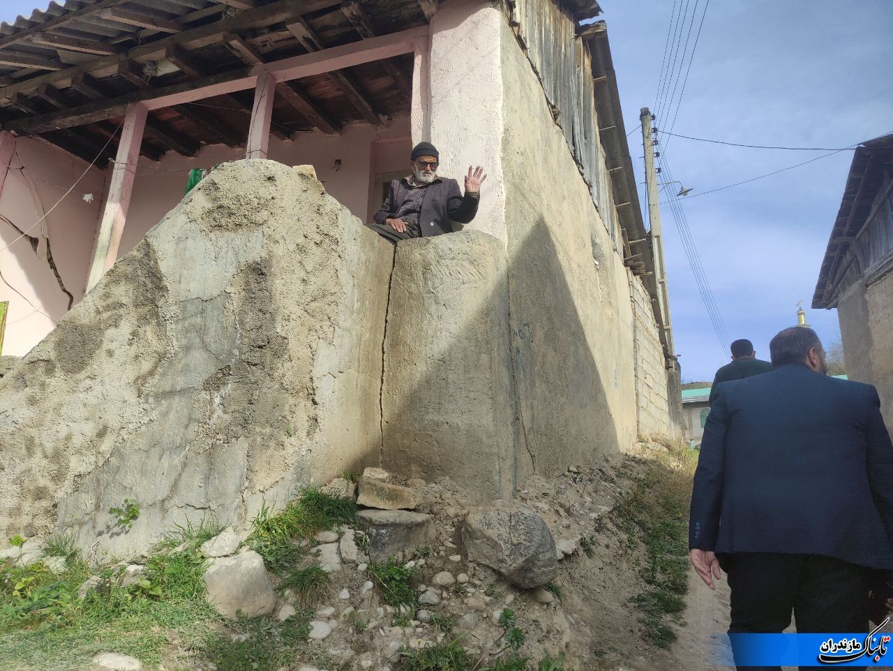 سفر یک‌روزه فرماندار و مدیران دستگاه‌های اجرایی نکا به روستاهای محروم هزارجریب