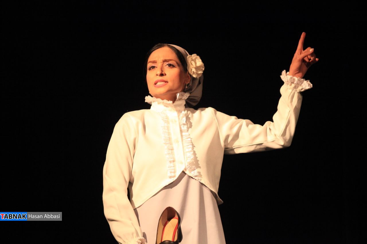 گزارش تصویری از نمایش تئاتر &laquo;بر پهنه دریا&raquo;