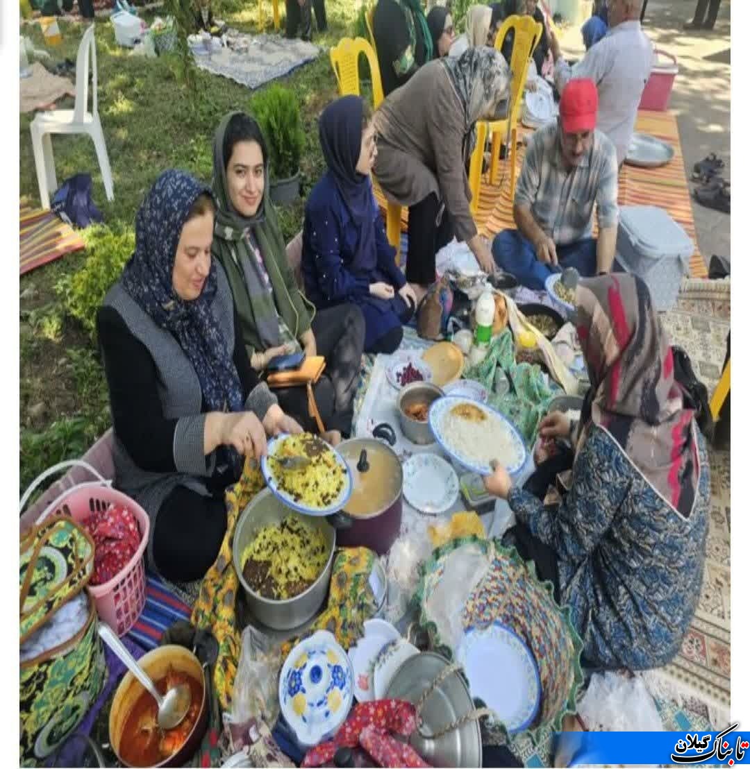 شکرگزاری کشاورزان چایجان در آیین ۲۵۰ ساله «شِیلان»