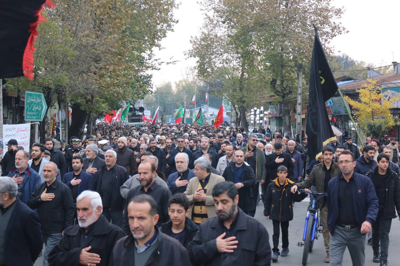 تشییع پیکرهای ۶ شهید گمنام و ۳ مدافع امنیت تشییع پیکرهای ۶ شهید گمنام و ۳ مدافع امنیت