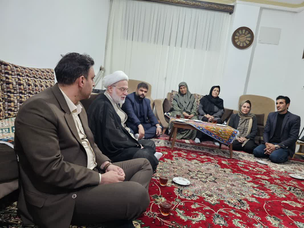 : ارج&zwnj; نهادن به فداکاری  &ldquo; آرمان بنفشی &ldquo; ارزش&zwnj;های انسانی را در جامعه تقویت کند.