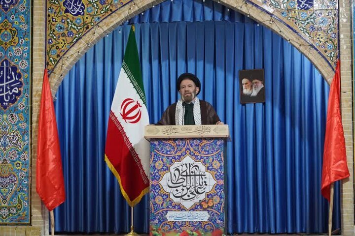 نیروهای مسلح بر شدت ضربات خود بر سر دشمن بیفزایند نیروهای مسلح بر شدت ضربات خود بر سر دشمن بیفزایند