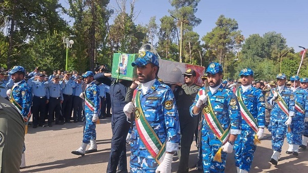 استقبال باشکوه شیراز از پیکر خلبان شهید عملیات العدید