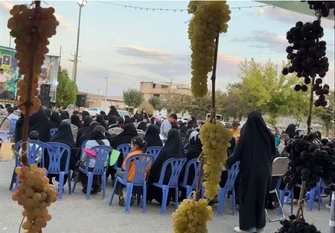 آمادهسازی یاسوکند برای میزبانی ششمین جشنواره انگور/ فرماندار بیجار از روند برگزاری بازدید کرد آمادهسازی یاسوکند برای میزبانی ششمین جشنواره انگور/ فرماندار بیجار از روند برگزاری بازدید کرد